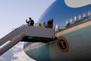 ‘Flying palace’ Qatari ‘gift’ jet for Trump’s Air Force One